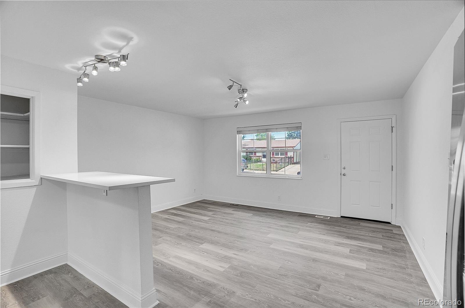 MLS Image #6 for 5558  dillon street,denver, Colorado