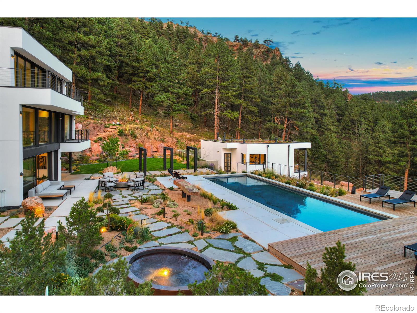 MLS Image #38 for 228  lion point,boulder, Colorado