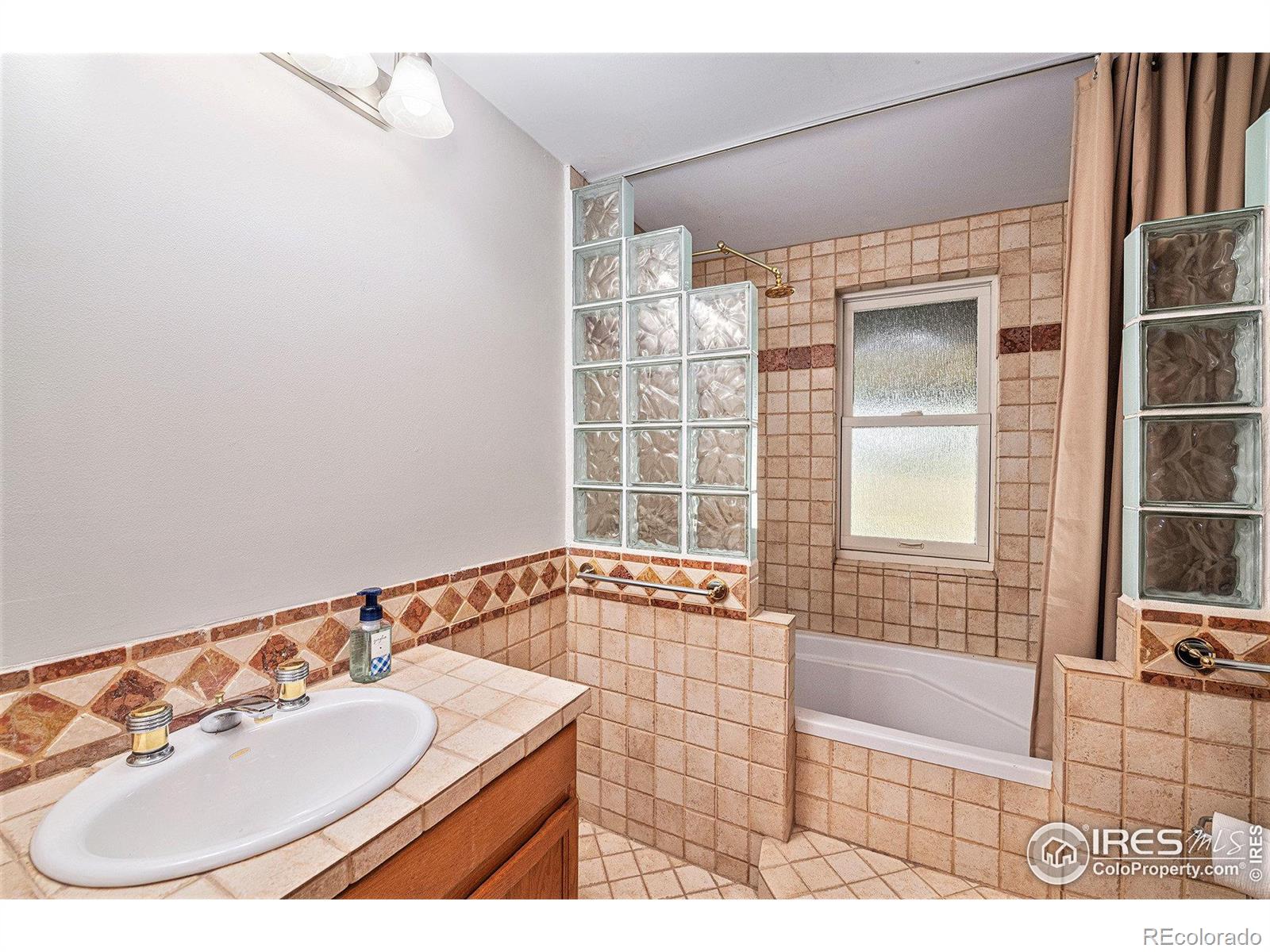 MLS Image #31 for 427  goose hollow road,berthoud, Colorado