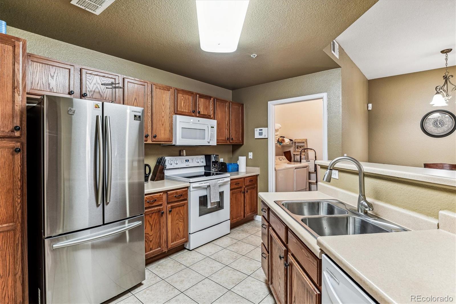 MLS Image #10 for 5704 n gibralter way 105,aurora, Colorado