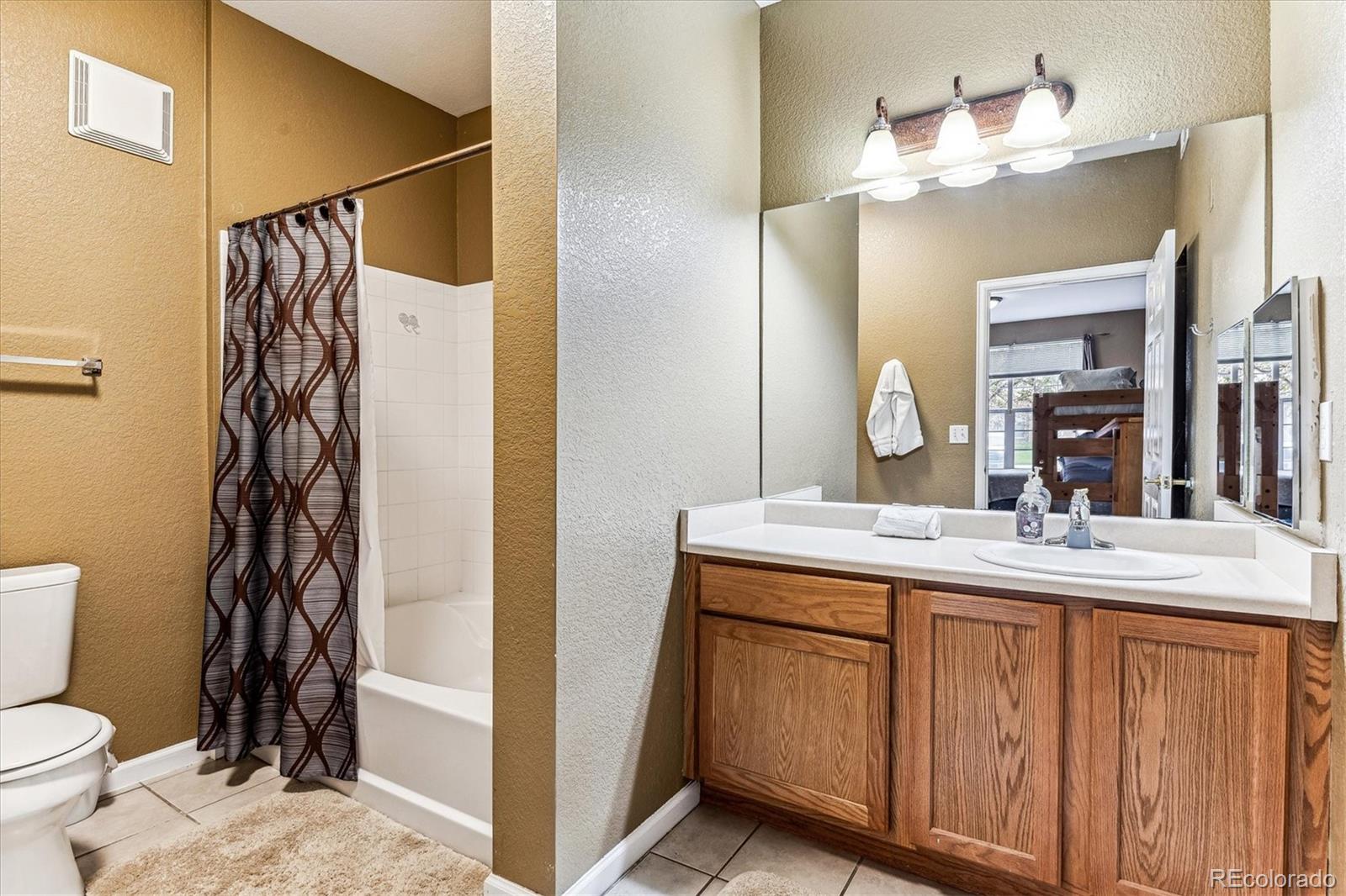 MLS Image #20 for 5704 n gibralter way 105,aurora, Colorado