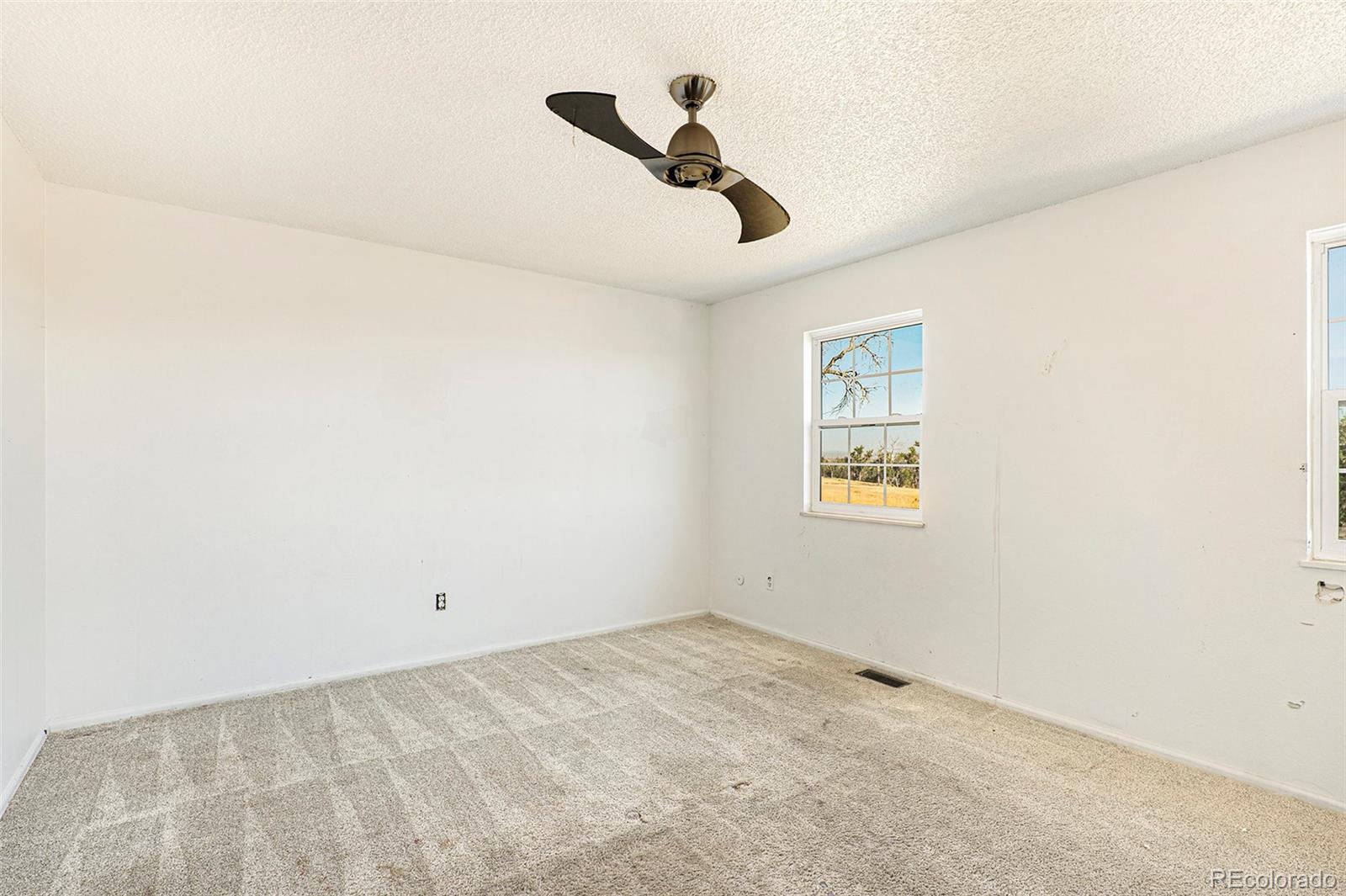 MLS Image #13 for 16215 e 18th place,aurora, Colorado