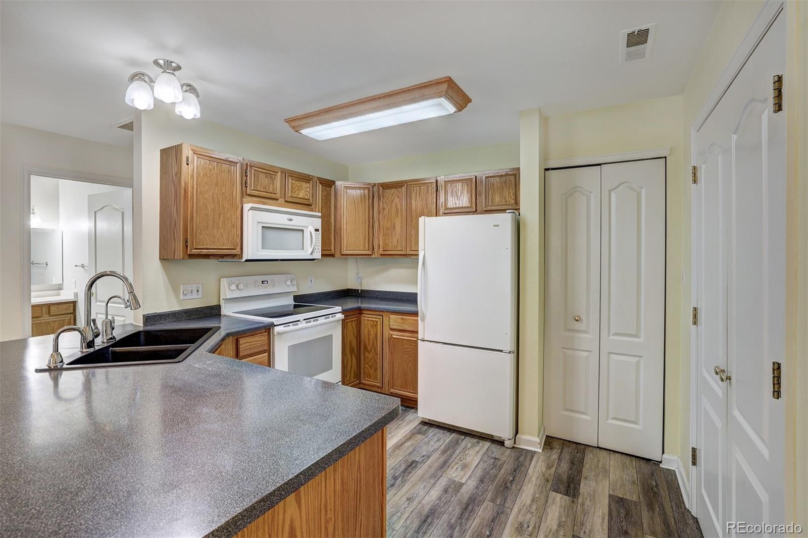 MLS Image #5 for 1501  point drive,frisco, Colorado