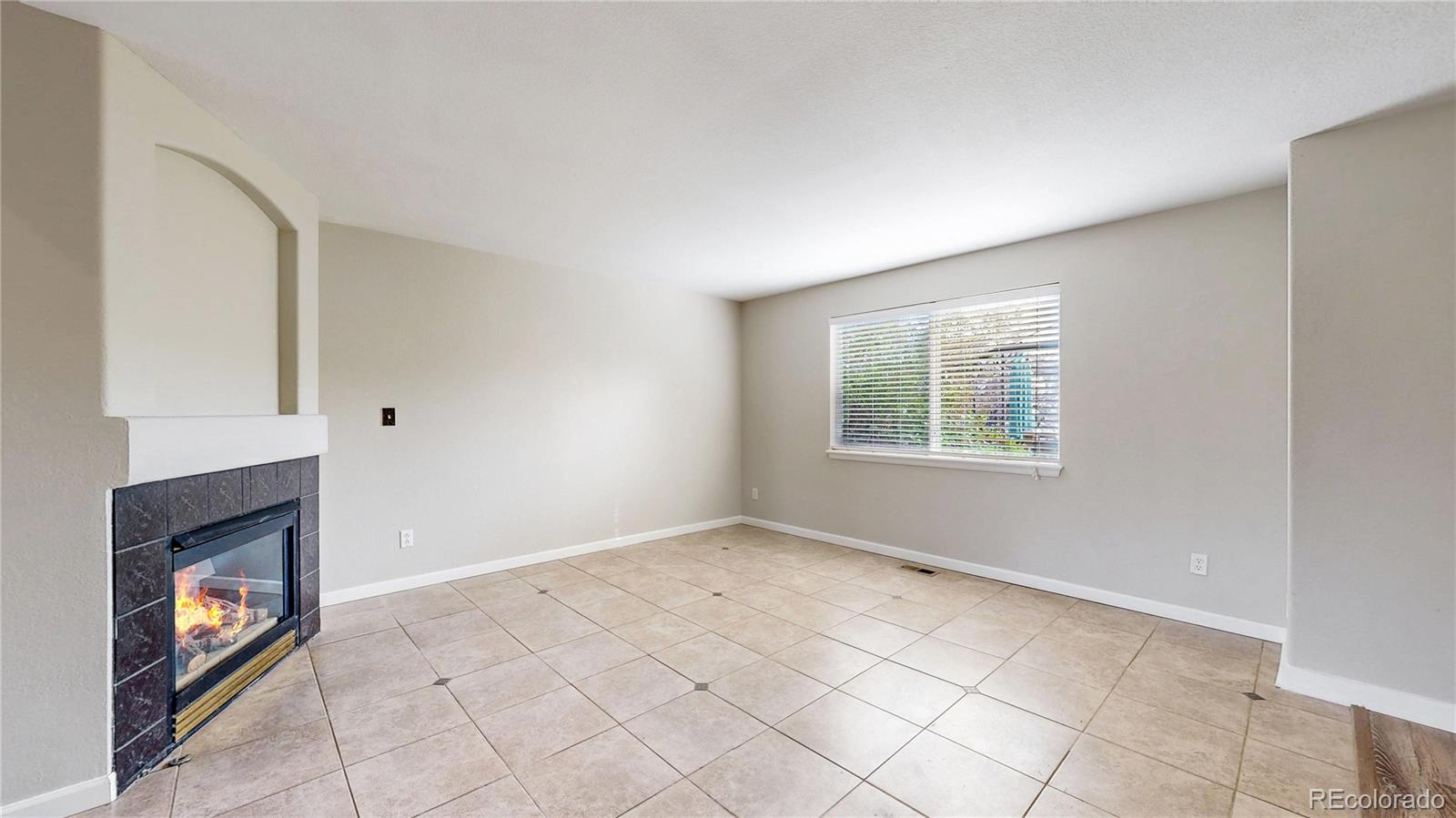 MLS Image #7 for 5308 s ukraine street,aurora, Colorado