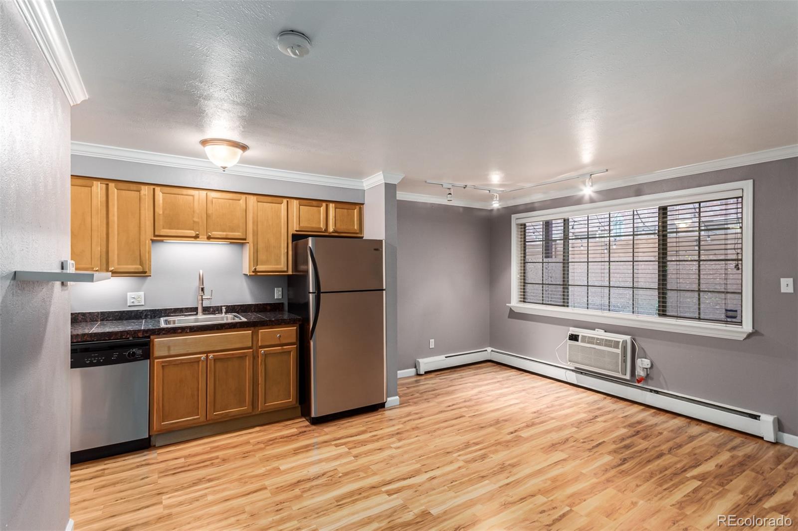 MLS Image #5 for 36 n emerson street,denver, Colorado