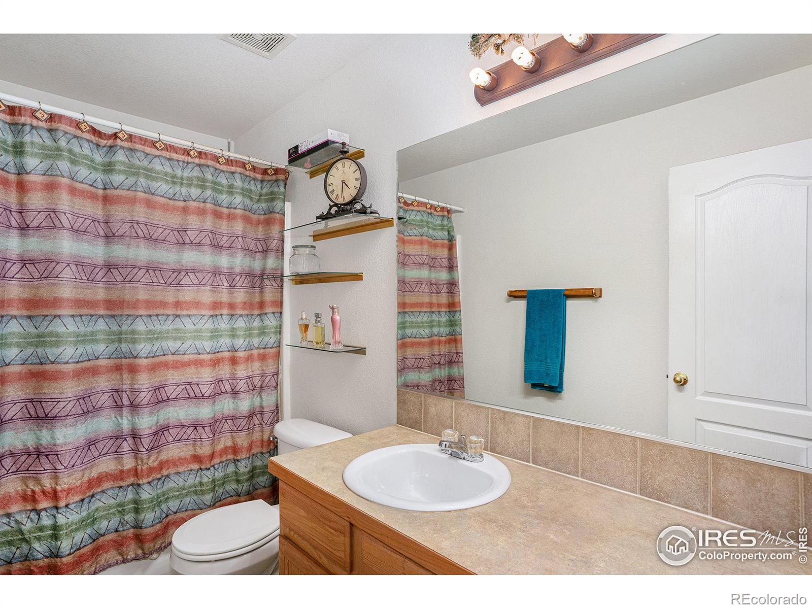 MLS Image #20 for 4048  flagstone drive,johnstown, Colorado