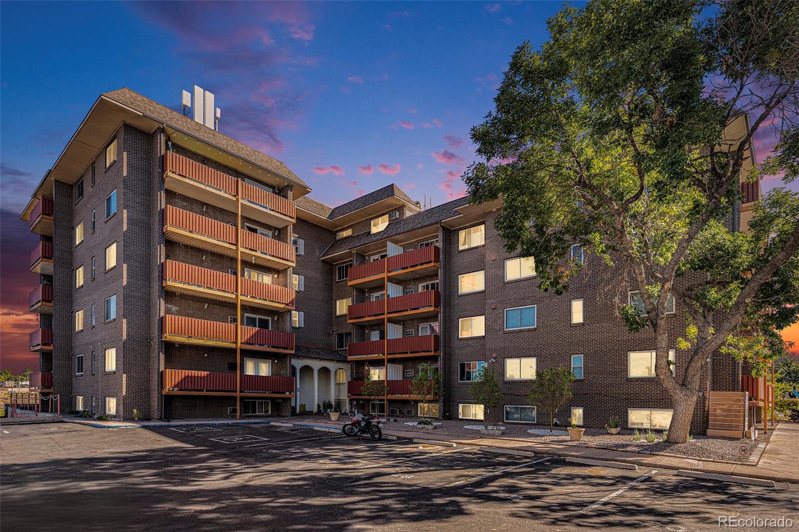 MLS Image #10 for 3047 w 47th avenue 204,denver, Colorado