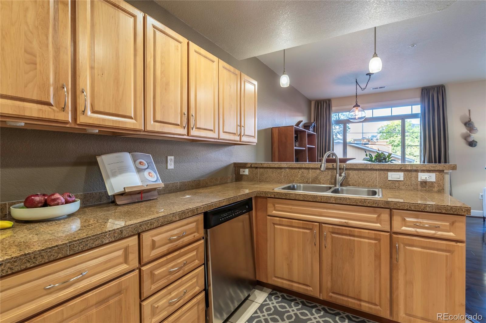 MLS Image #13 for 1735 n ogden street,denver, Colorado