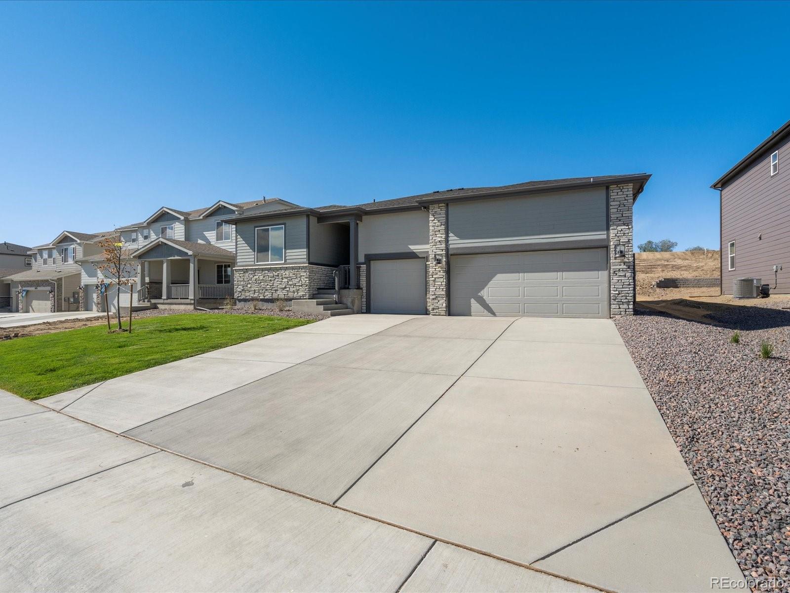 MLS Image #2 for 1670  rumley creek,windsor, Colorado