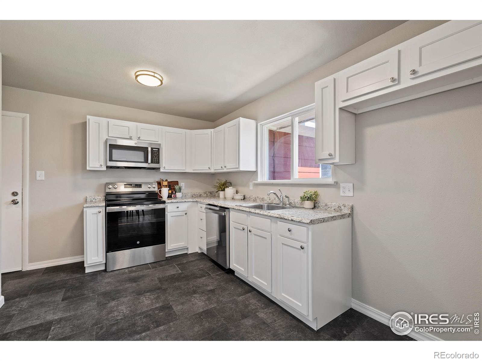 MLS Image #13 for 2528  22nd avenue,greeley, Colorado