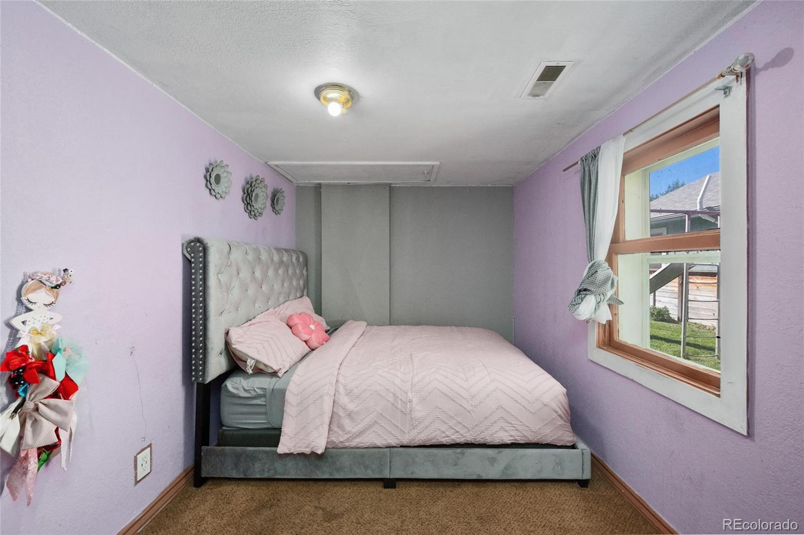 MLS Image #14 for 2929 w short place,denver, Colorado