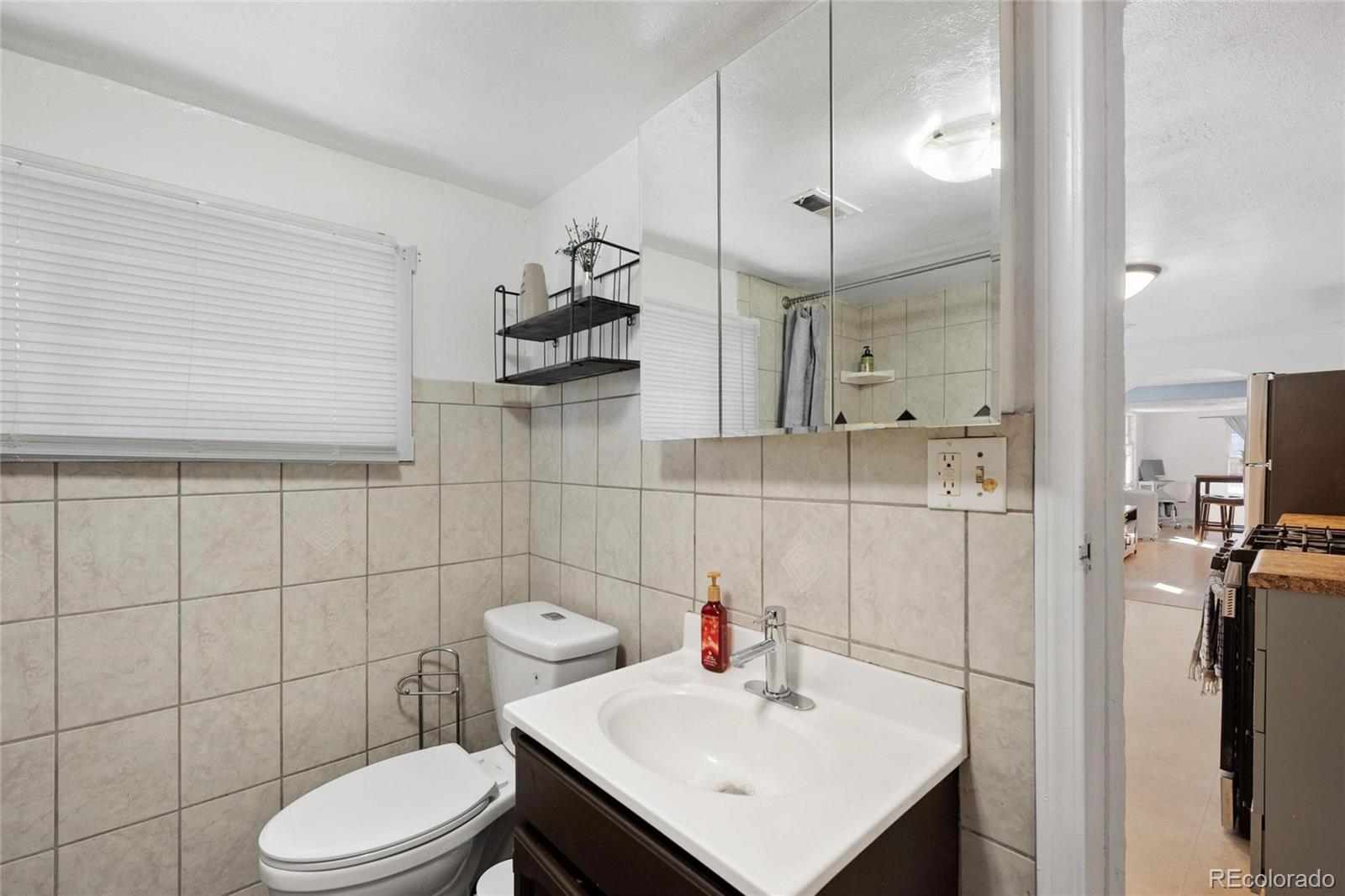 MLS Image #20 for 2929 w short place,denver, Colorado