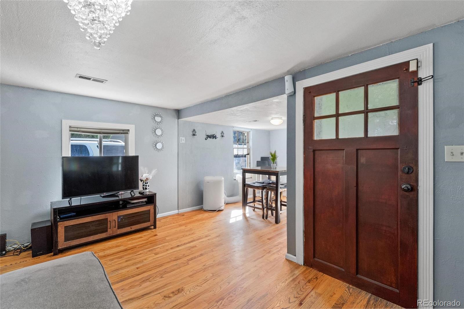 MLS Image #6 for 2929 w short place,denver, Colorado