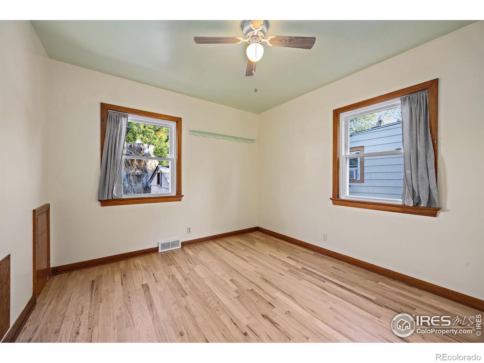 MLS Image #15 for 349 w 9th street,loveland, Colorado