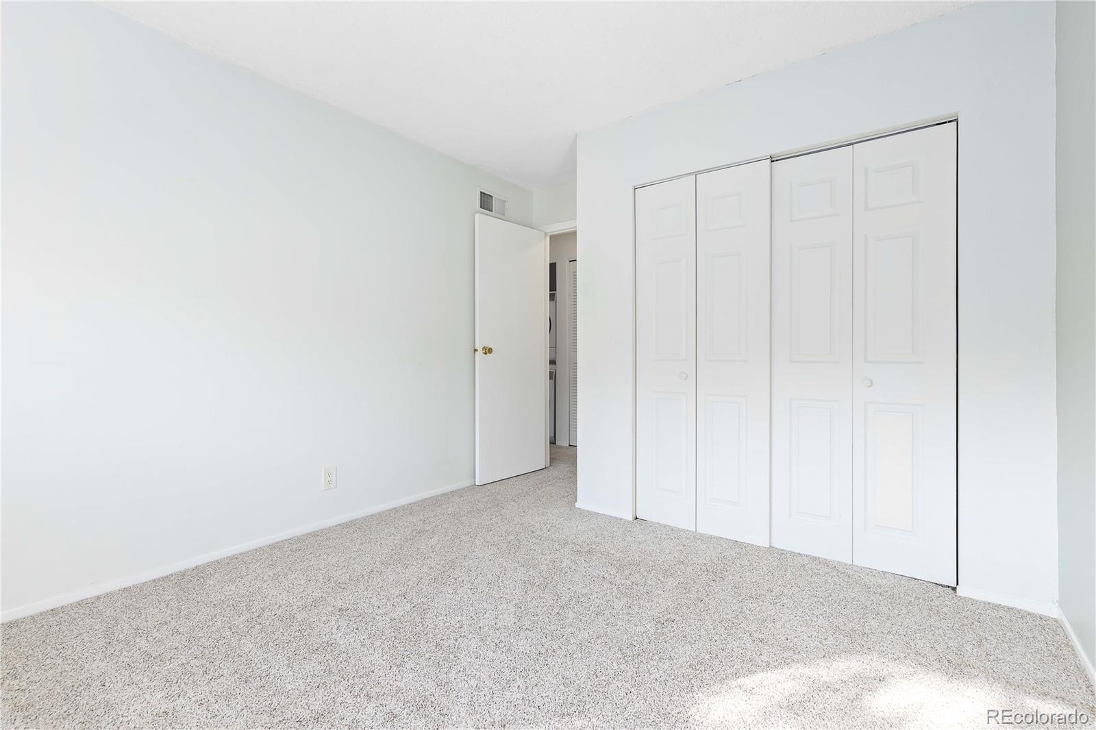 MLS Image #13 for 9195 e lehigh avenue,denver, Colorado