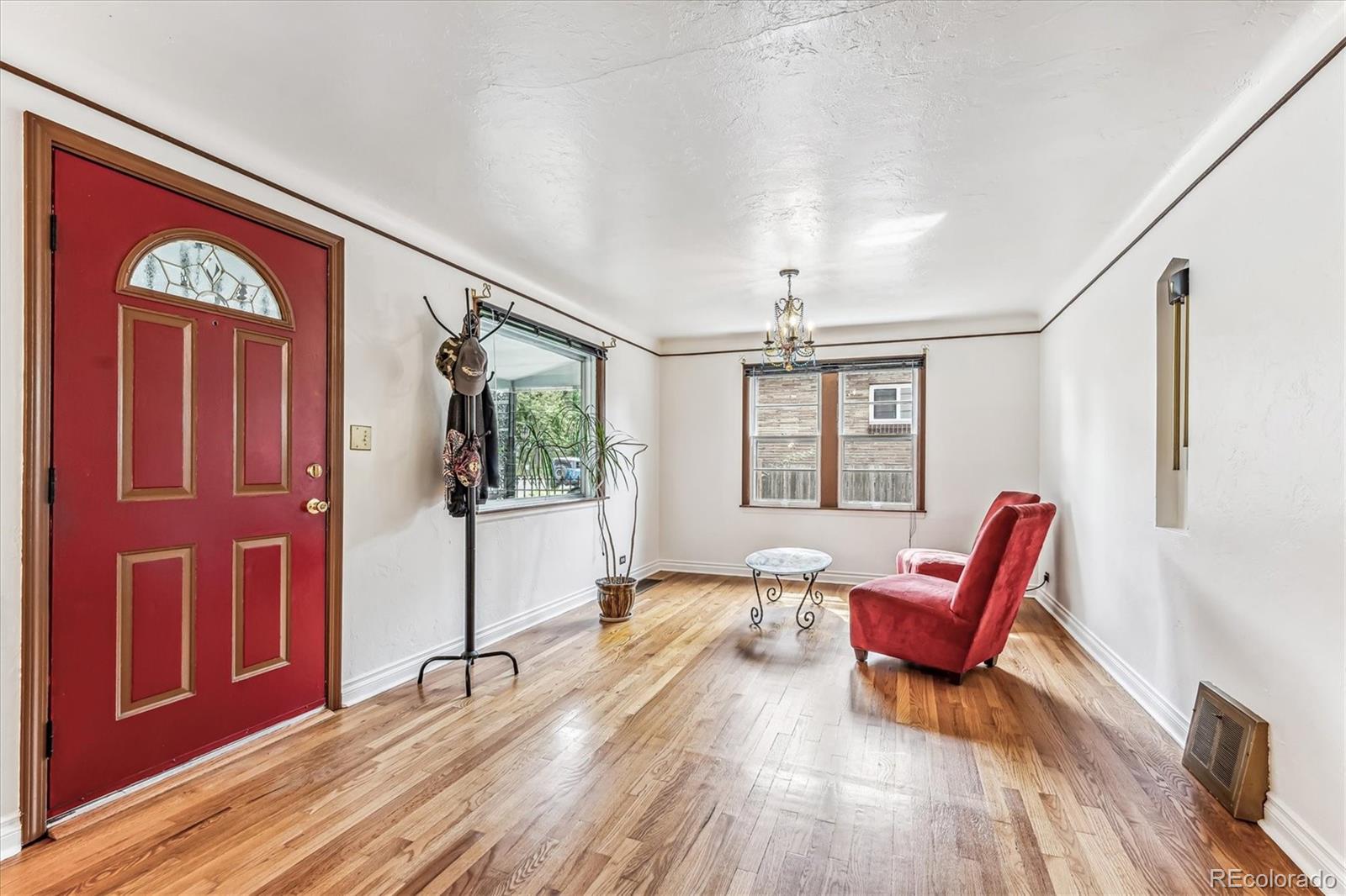 MLS Image #3 for 2965 s logan street,englewood, Colorado