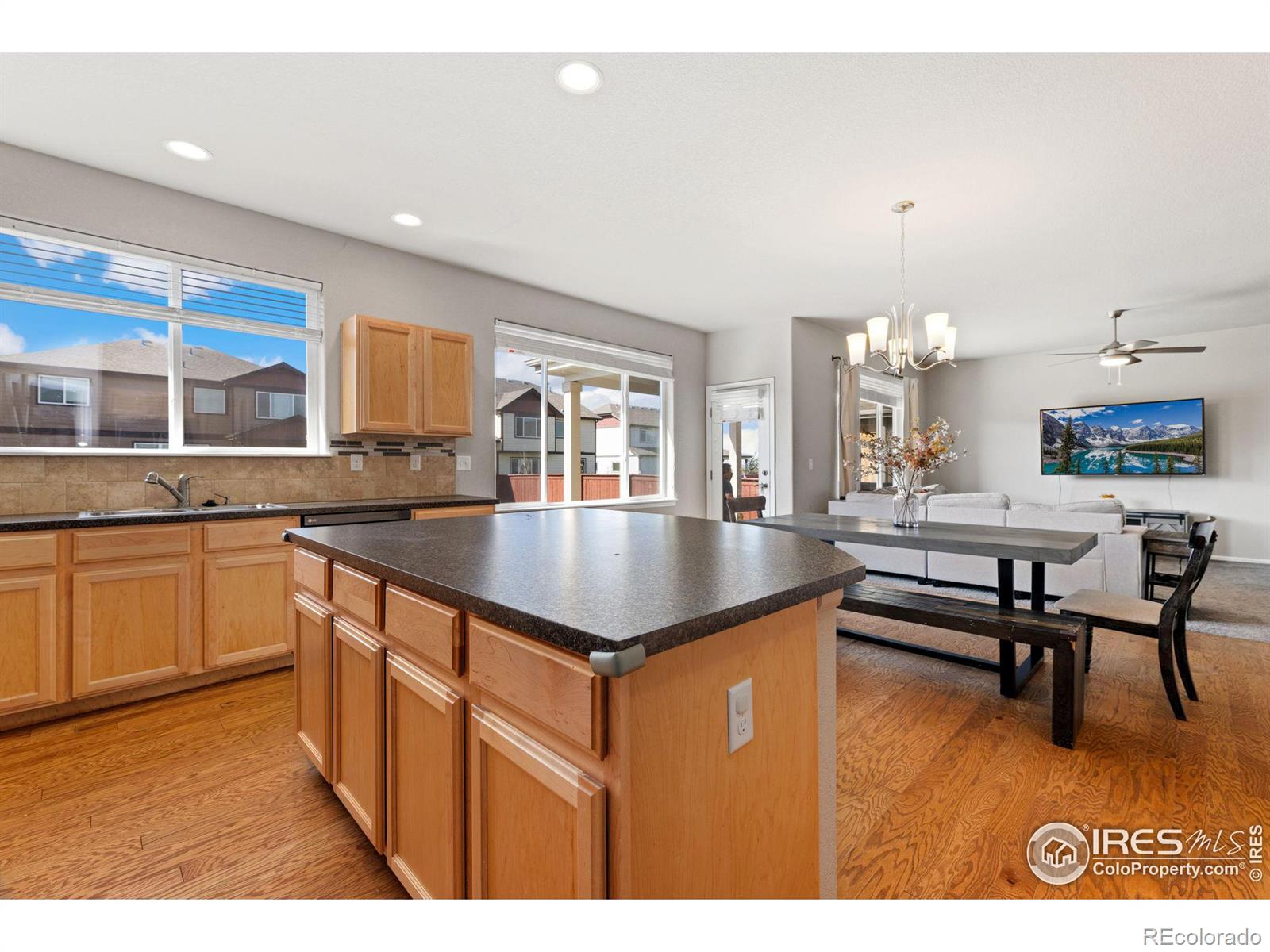 MLS Image #8 for 1652  country sun drive,windsor, Colorado