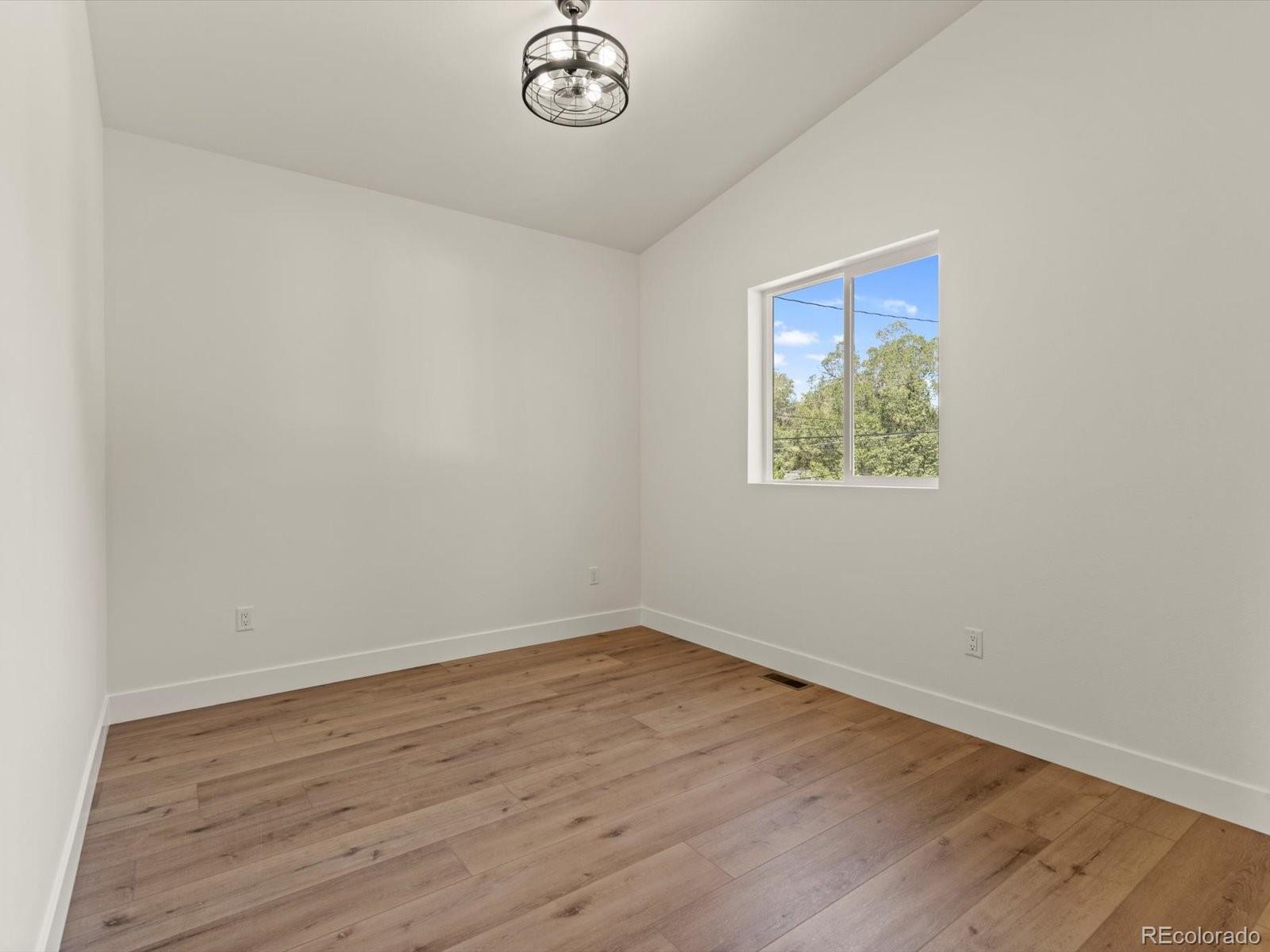 MLS Image #17 for 932 e vermijo avenue,colorado springs, Colorado