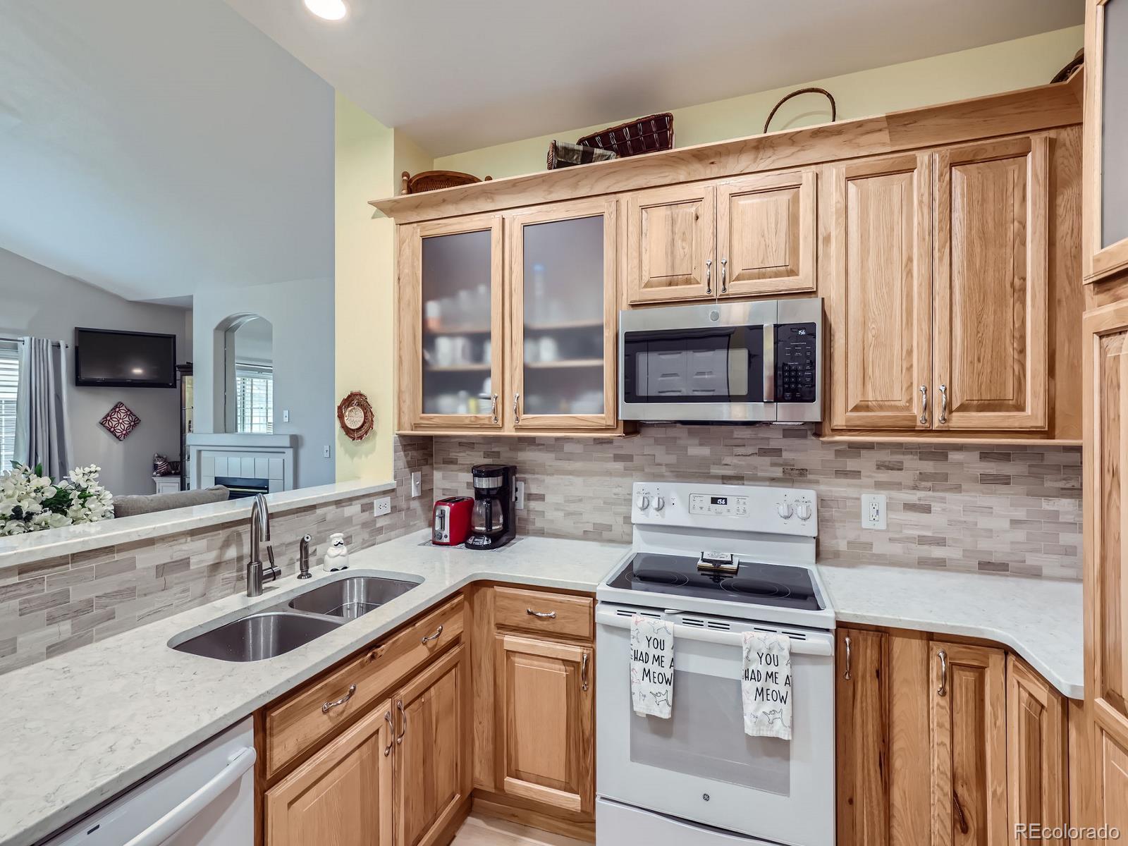 MLS Image #7 for 12221 e 2nd drive ,aurora, Colorado