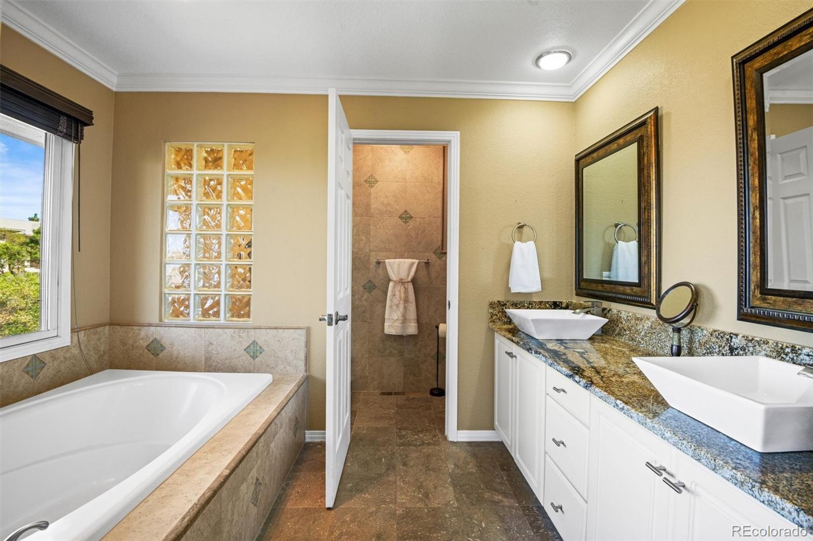 MLS Image #20 for 11083  hermitage run,littleton, Colorado