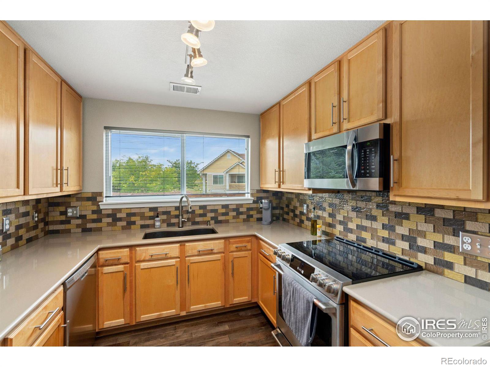 MLS Image #7 for 4635  hahns peak drive,loveland, Colorado