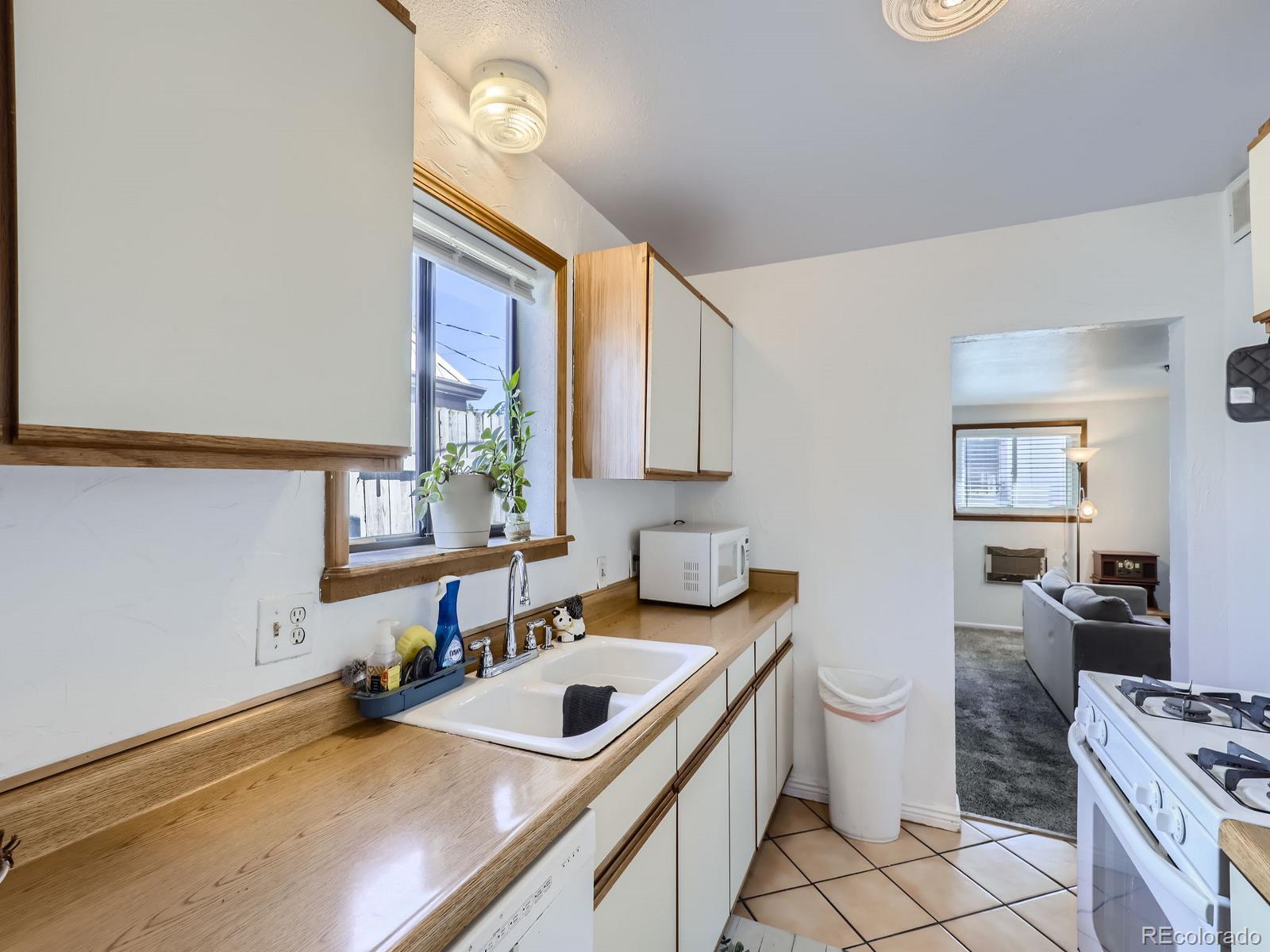 MLS Image #10 for 1256  ulster street,denver, Colorado