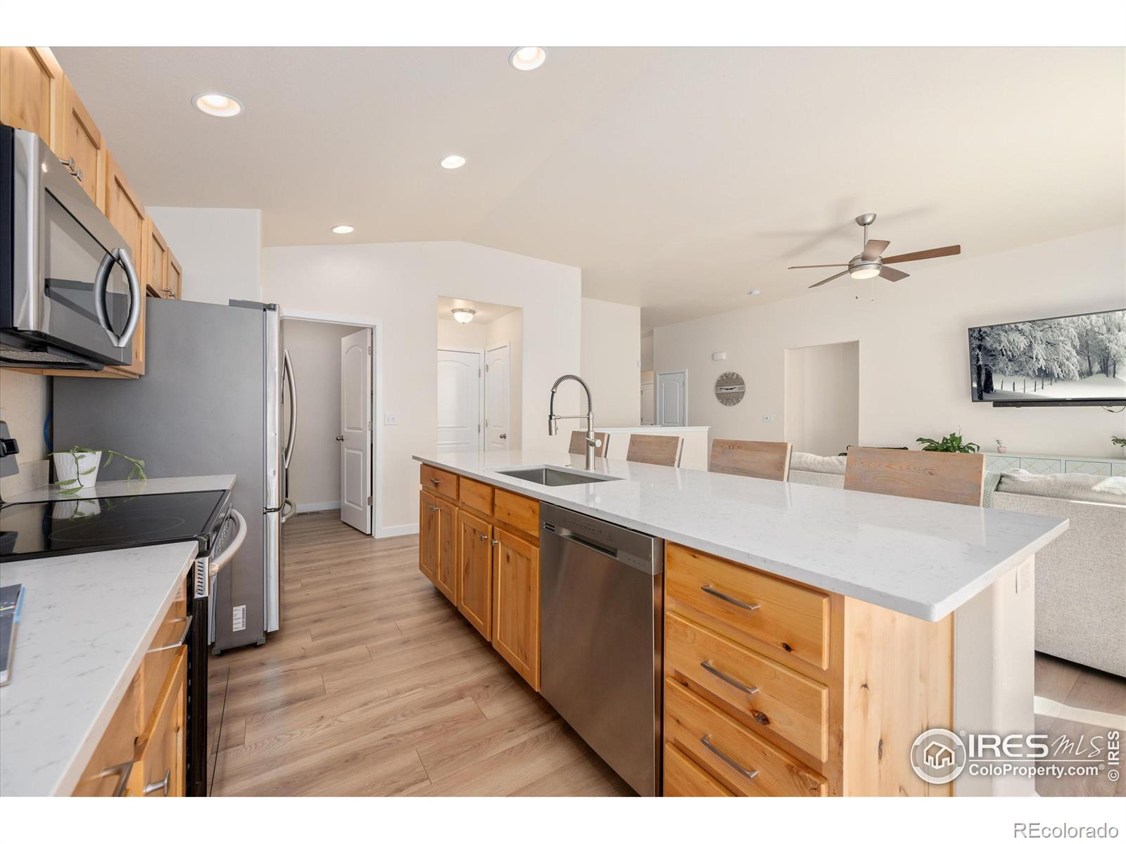 MLS Image #2 for 713  mt evans avenue,severance, Colorado