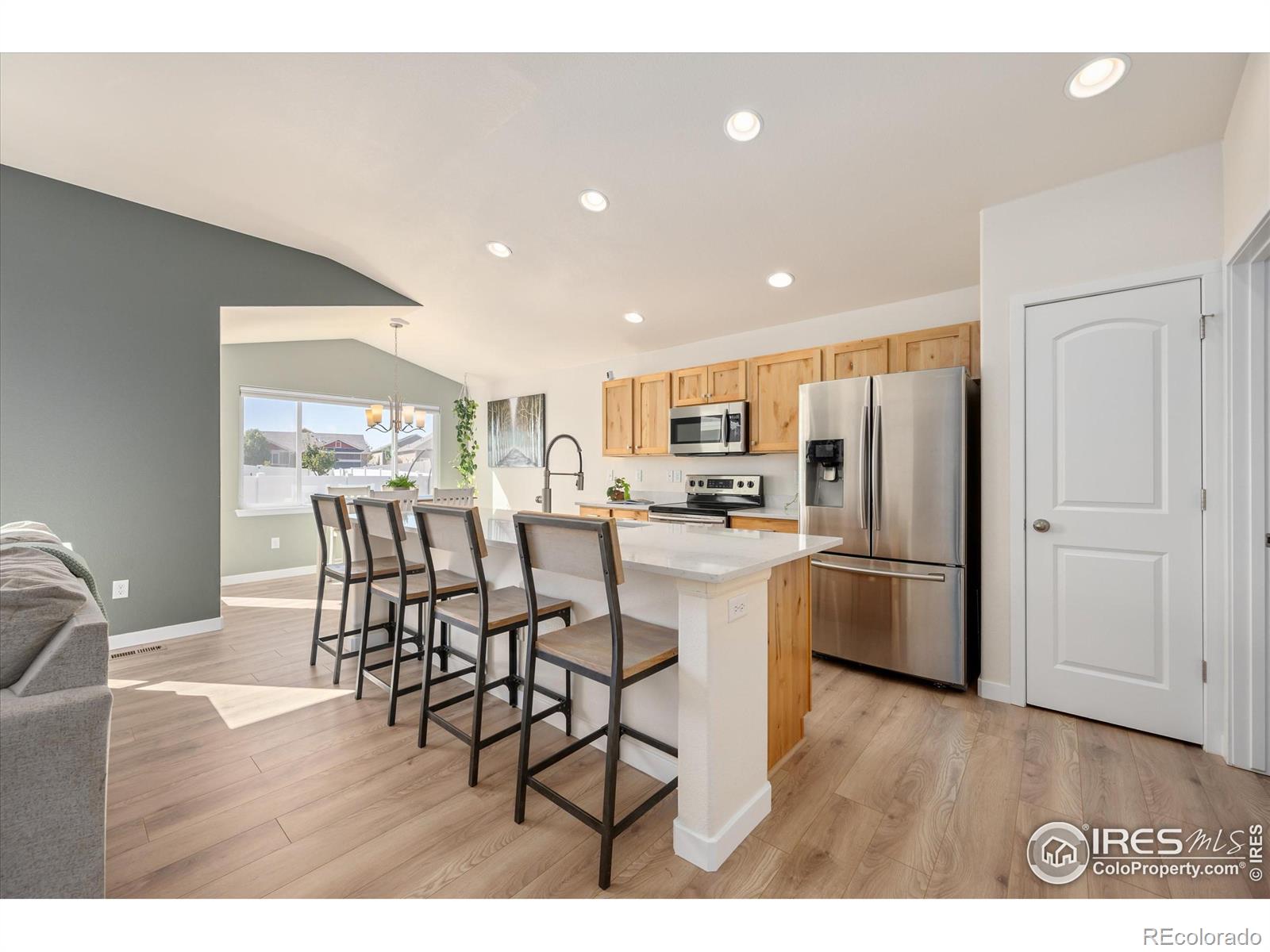 MLS Image #4 for 713  mt evans avenue,severance, Colorado