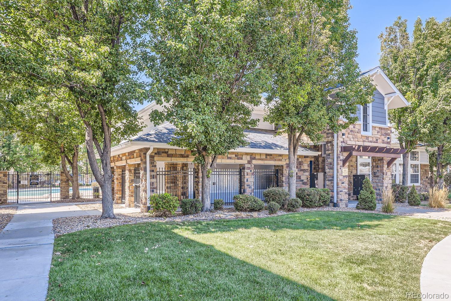 MLS Image #10 for 5255  memphis street,denver, Colorado