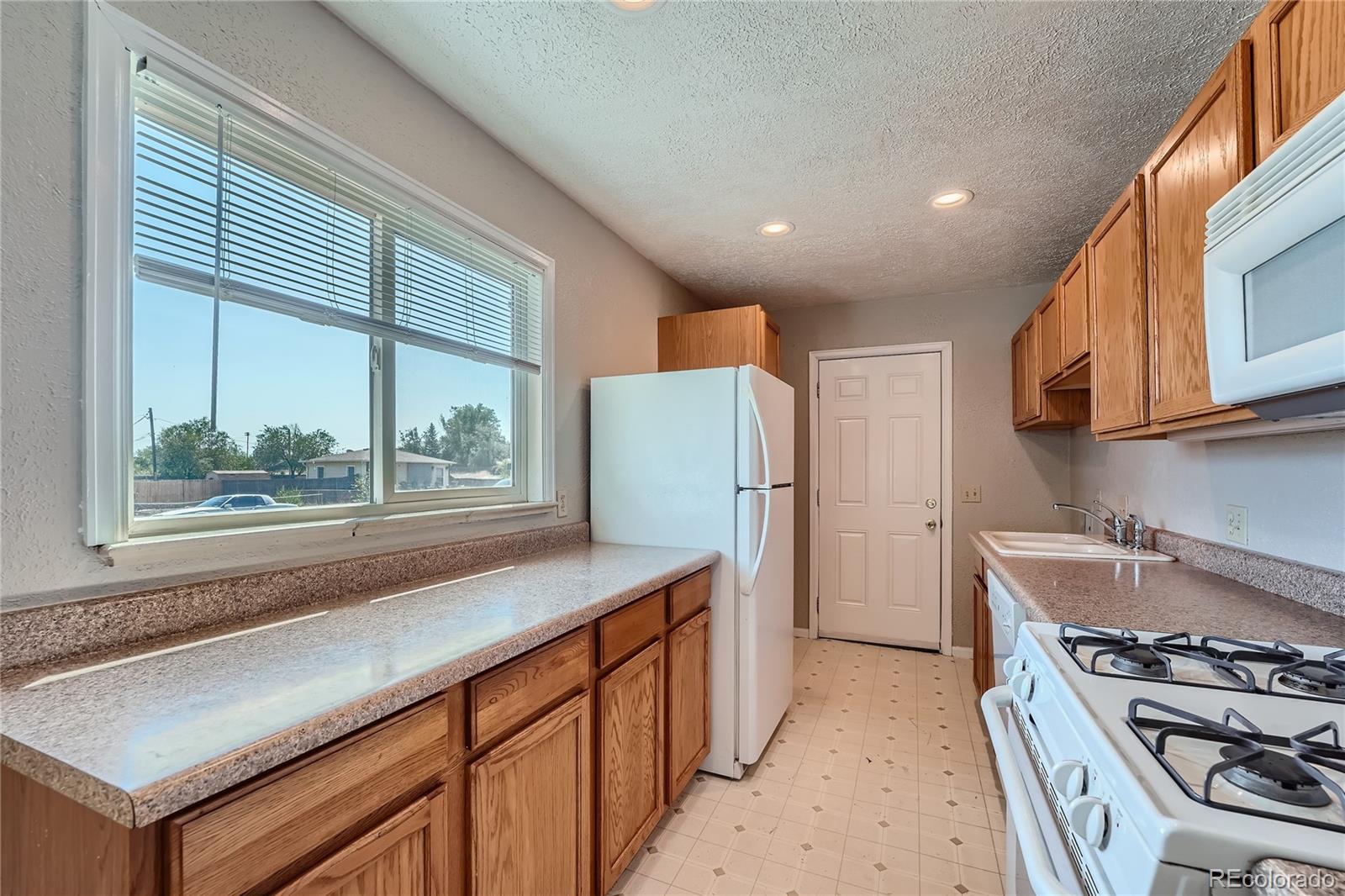 MLS Image #4 for 7025  vrain street,westminster, Colorado