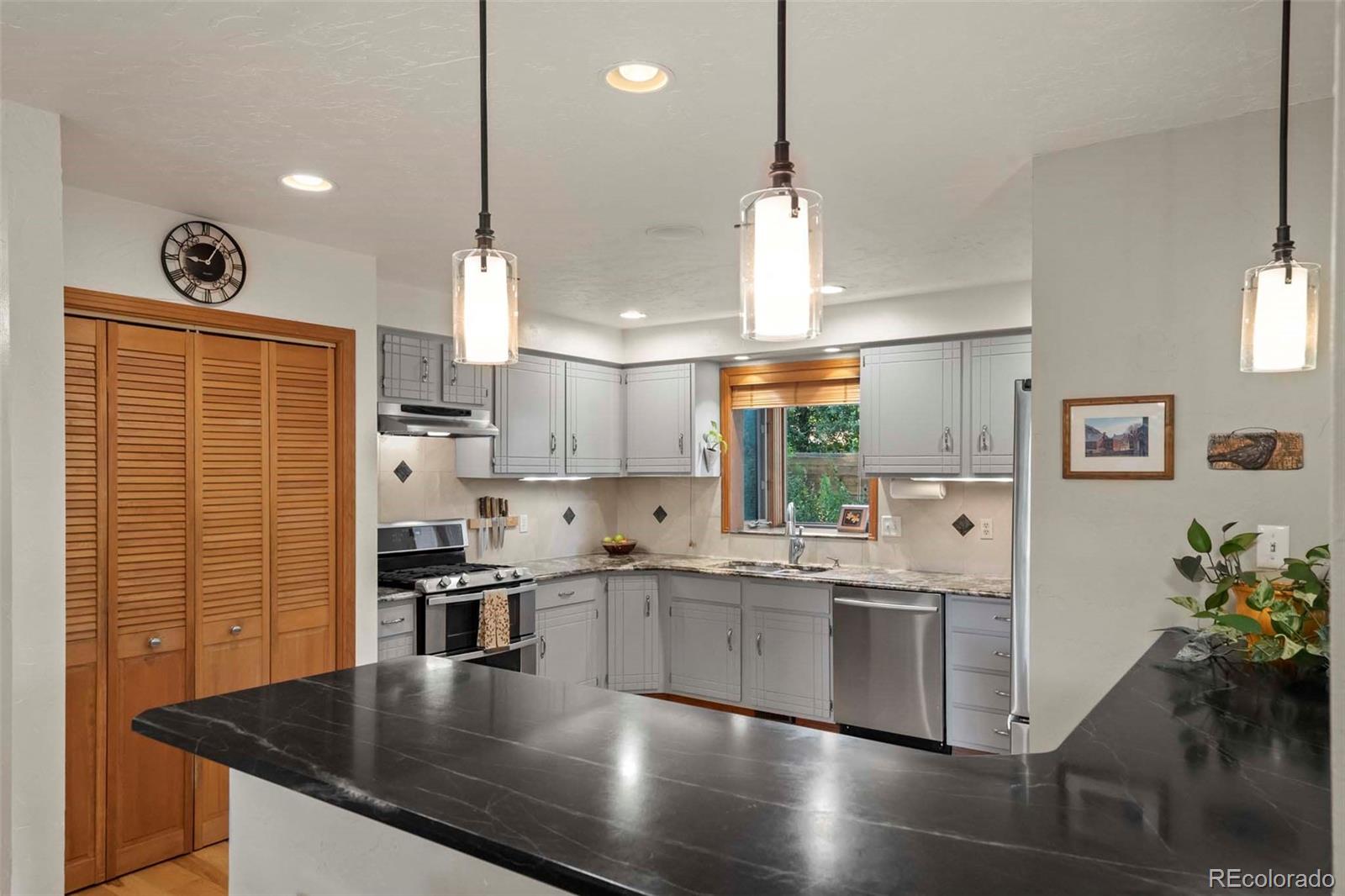 MLS Image #8 for 11  sharpe court,longmont, Colorado