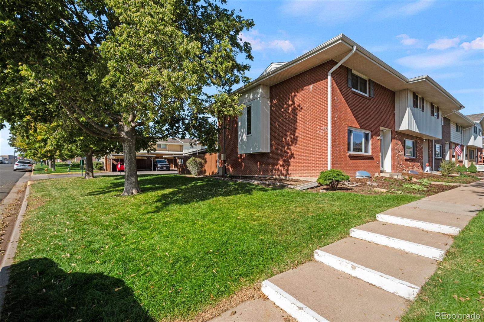 MLS Image #3 for 9147 e oxford drive ,denver, Colorado