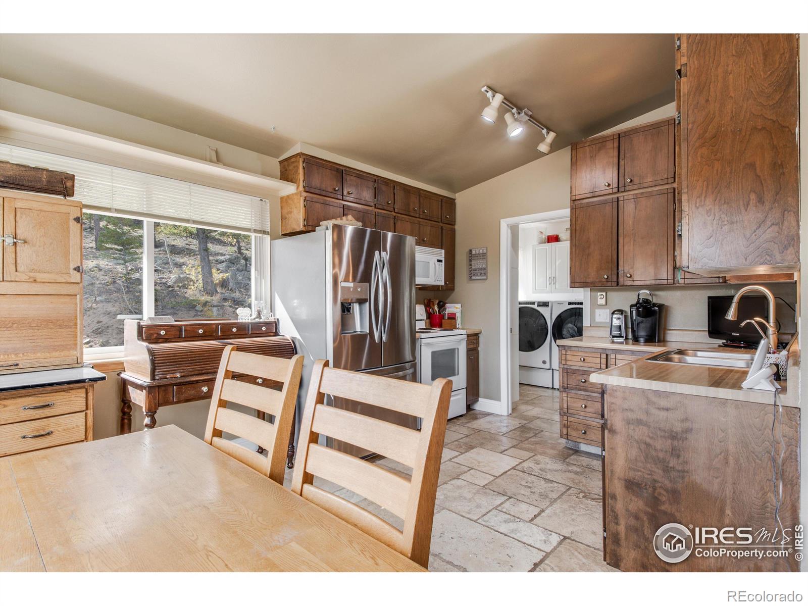 MLS Image #12 for 121  white house drive,lyons, Colorado