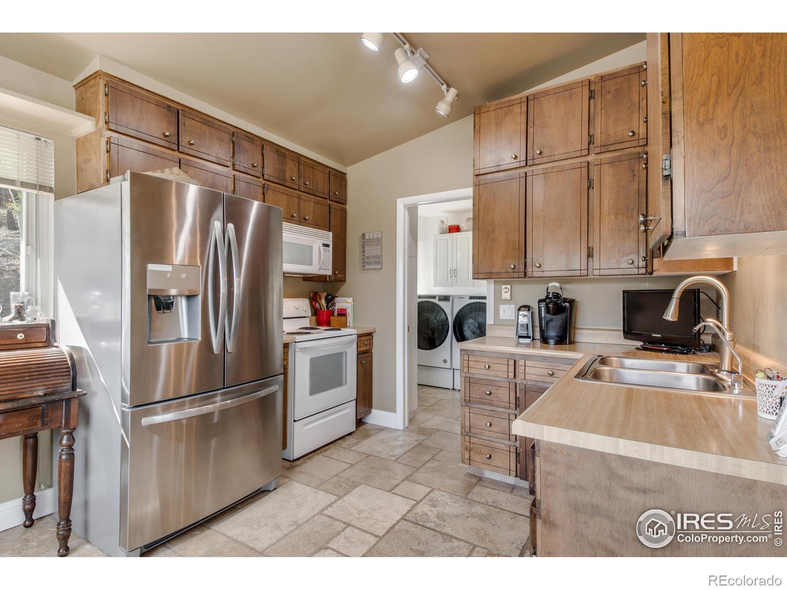 MLS Image #13 for 121  white house drive,lyons, Colorado