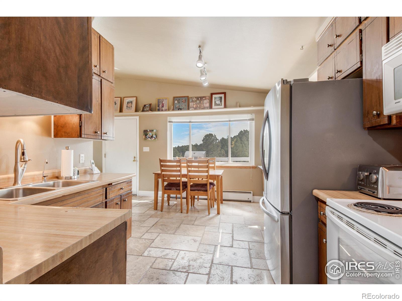 MLS Image #15 for 121  white house drive,lyons, Colorado