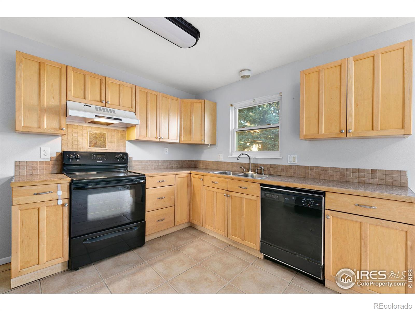 MLS Image #7 for 2218  ayrshire drive,fort collins, Colorado