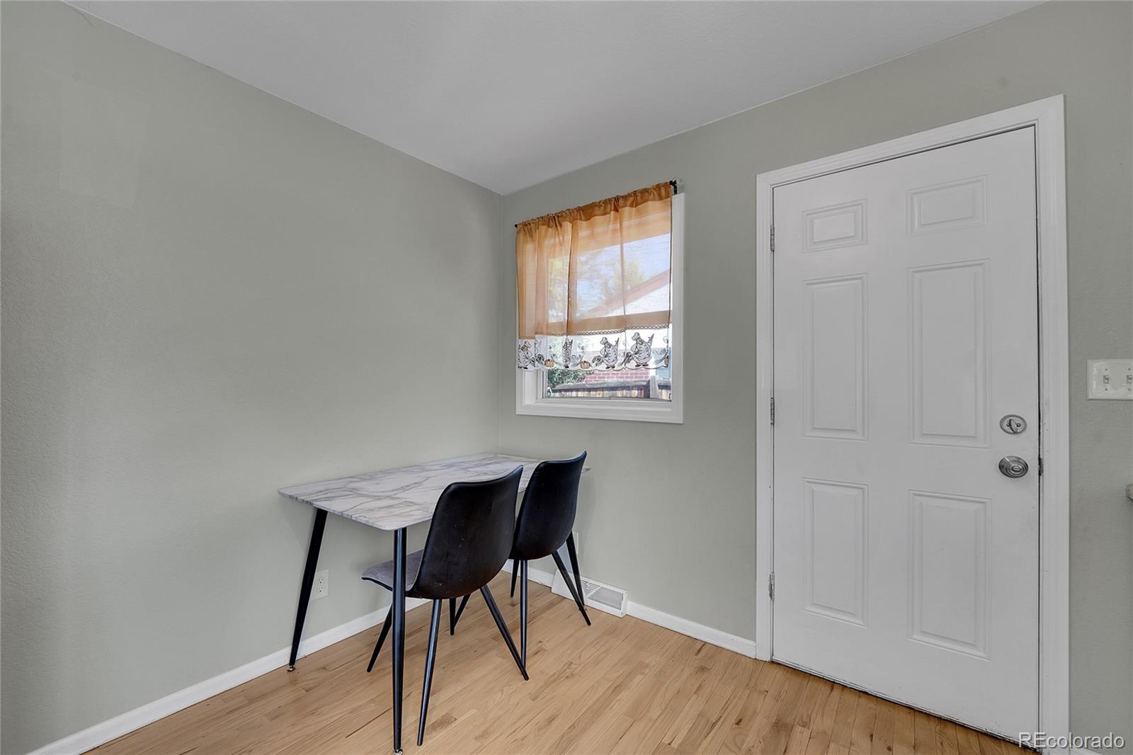 MLS Image #6 for 1123  xenia street,denver, Colorado