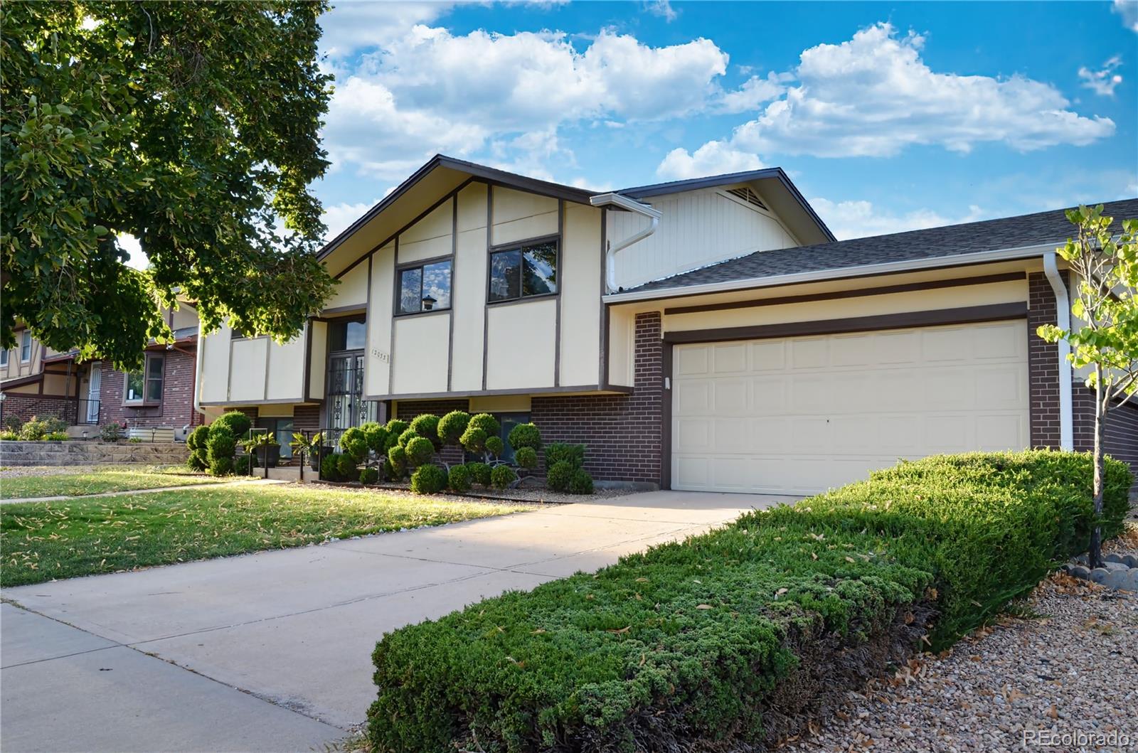 MLS Image #0 for 12033 e hawaii circle,aurora, Colorado