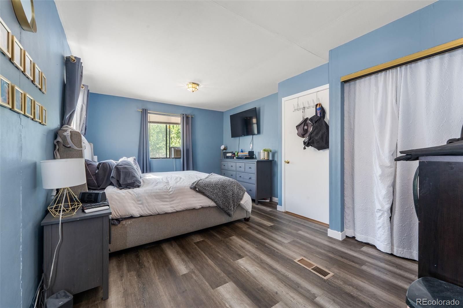 MLS Image #17 for 8630 s ammons street,littleton, Colorado