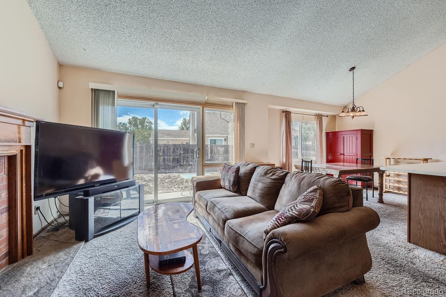 MLS Image #10 for 20788 e 44th avenue,denver, Colorado