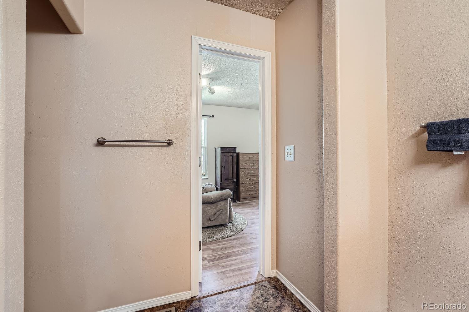 MLS Image #20 for 20788 e 44th avenue,denver, Colorado