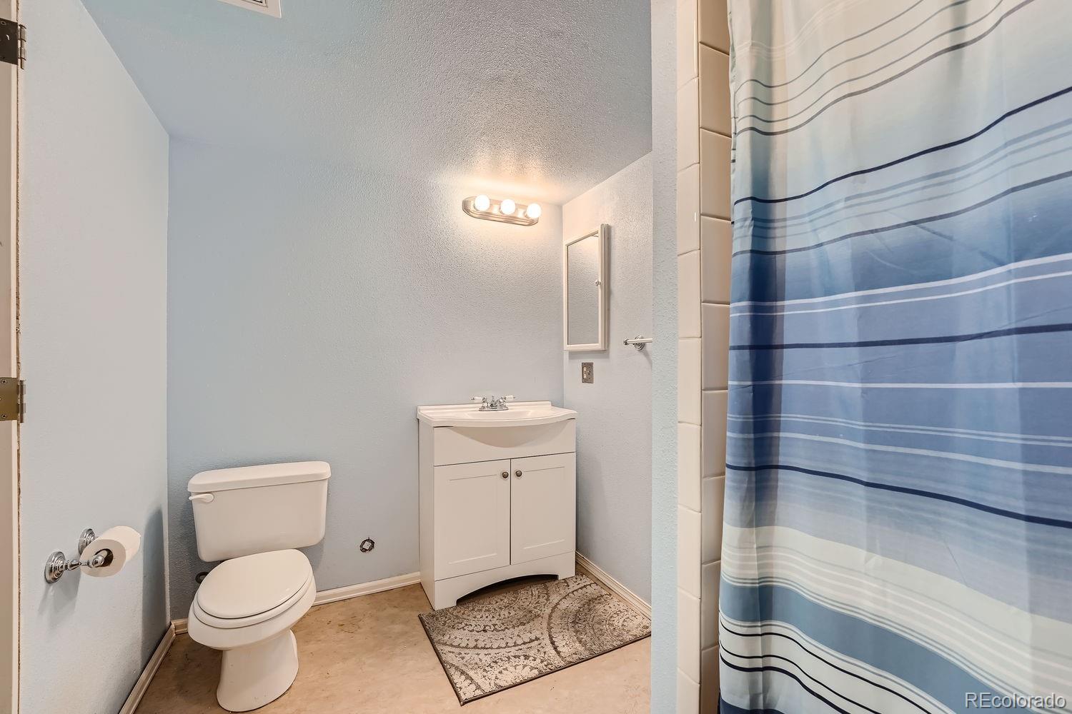 MLS Image #21 for 20788 e 44th avenue,denver, Colorado