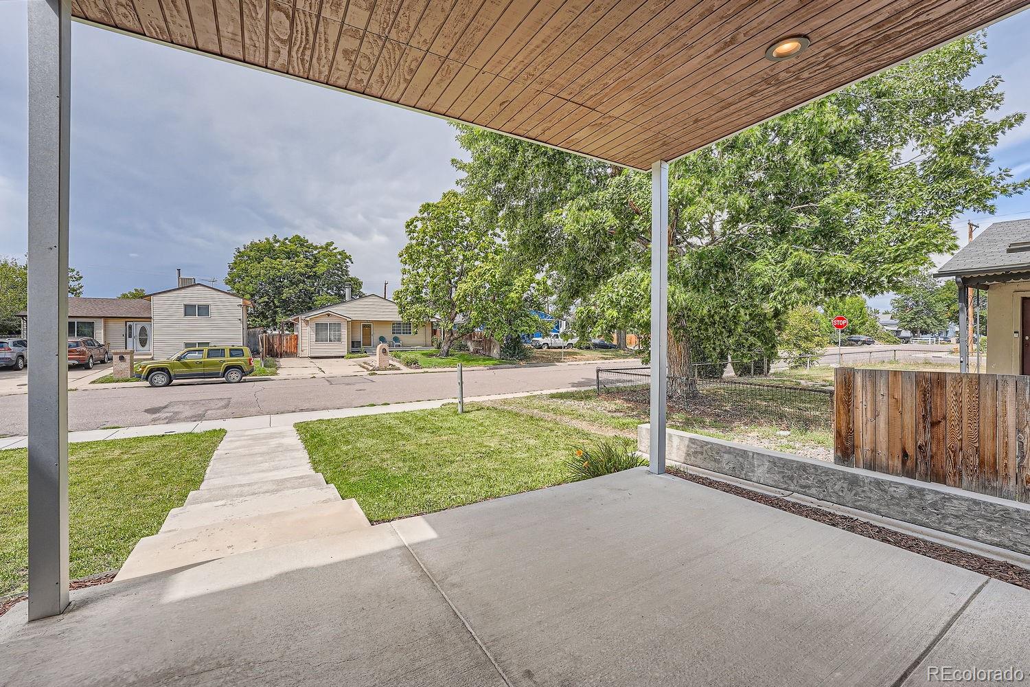 MLS Image #3 for 2004 s galapago street,denver, Colorado