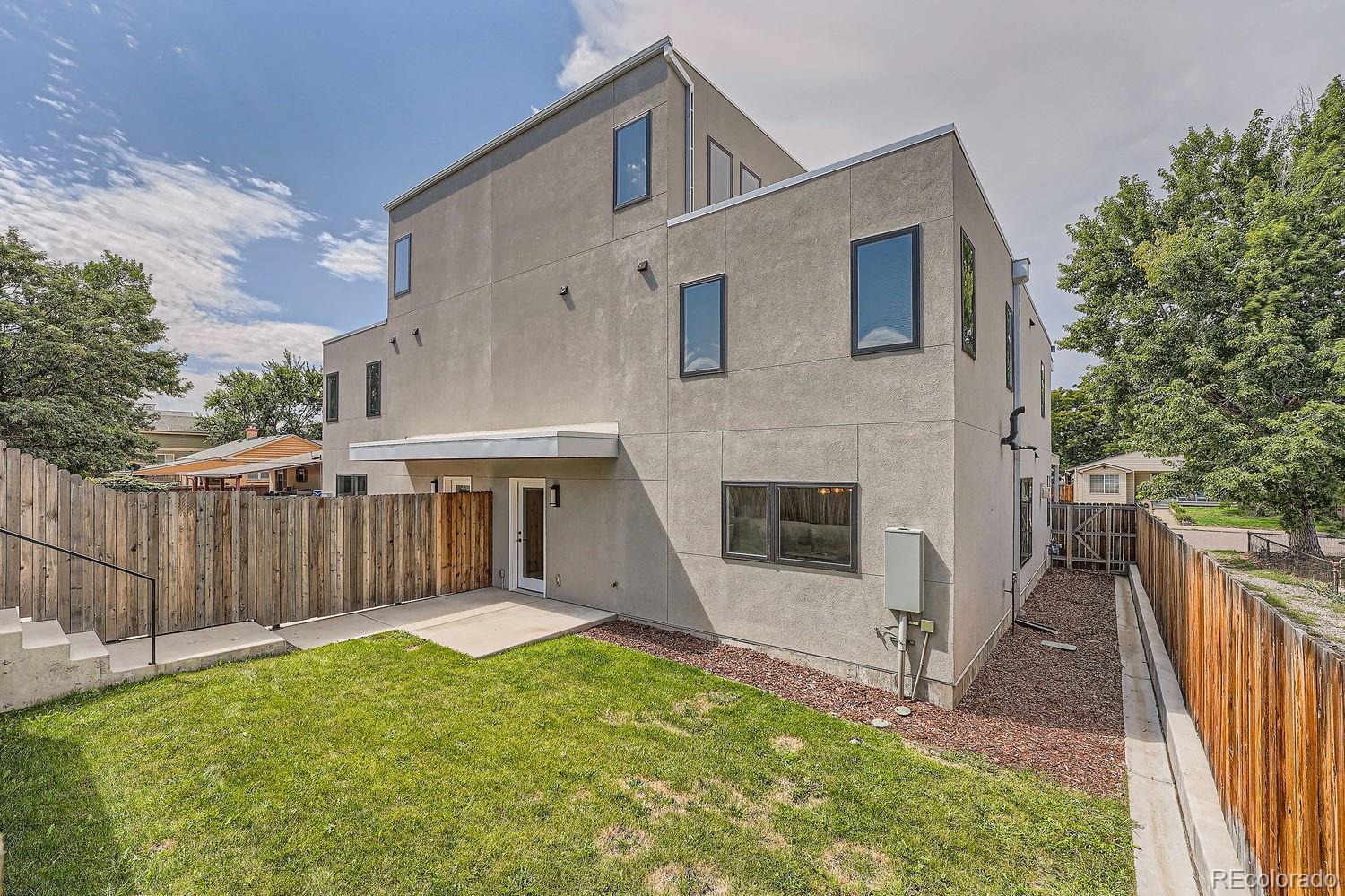 MLS Image #45 for 2004 s galapago street,denver, Colorado