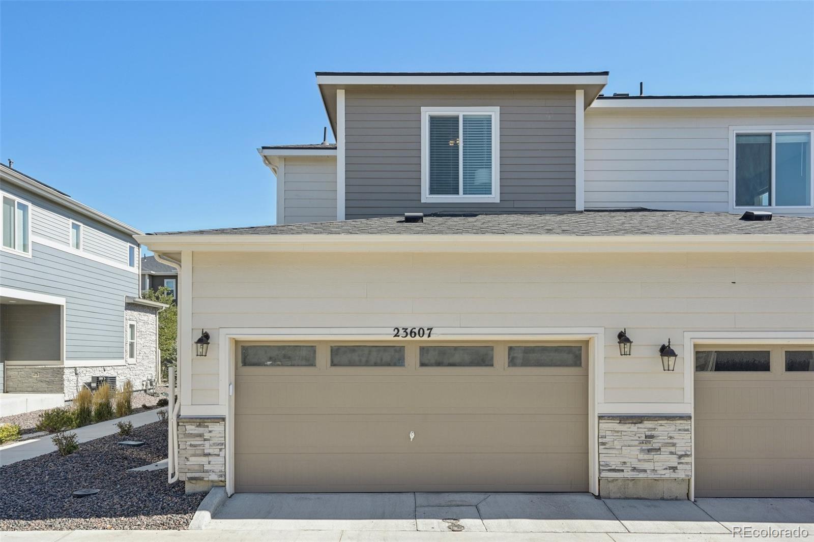 MLS Image #39 for 23607 e 5th place,aurora, Colorado