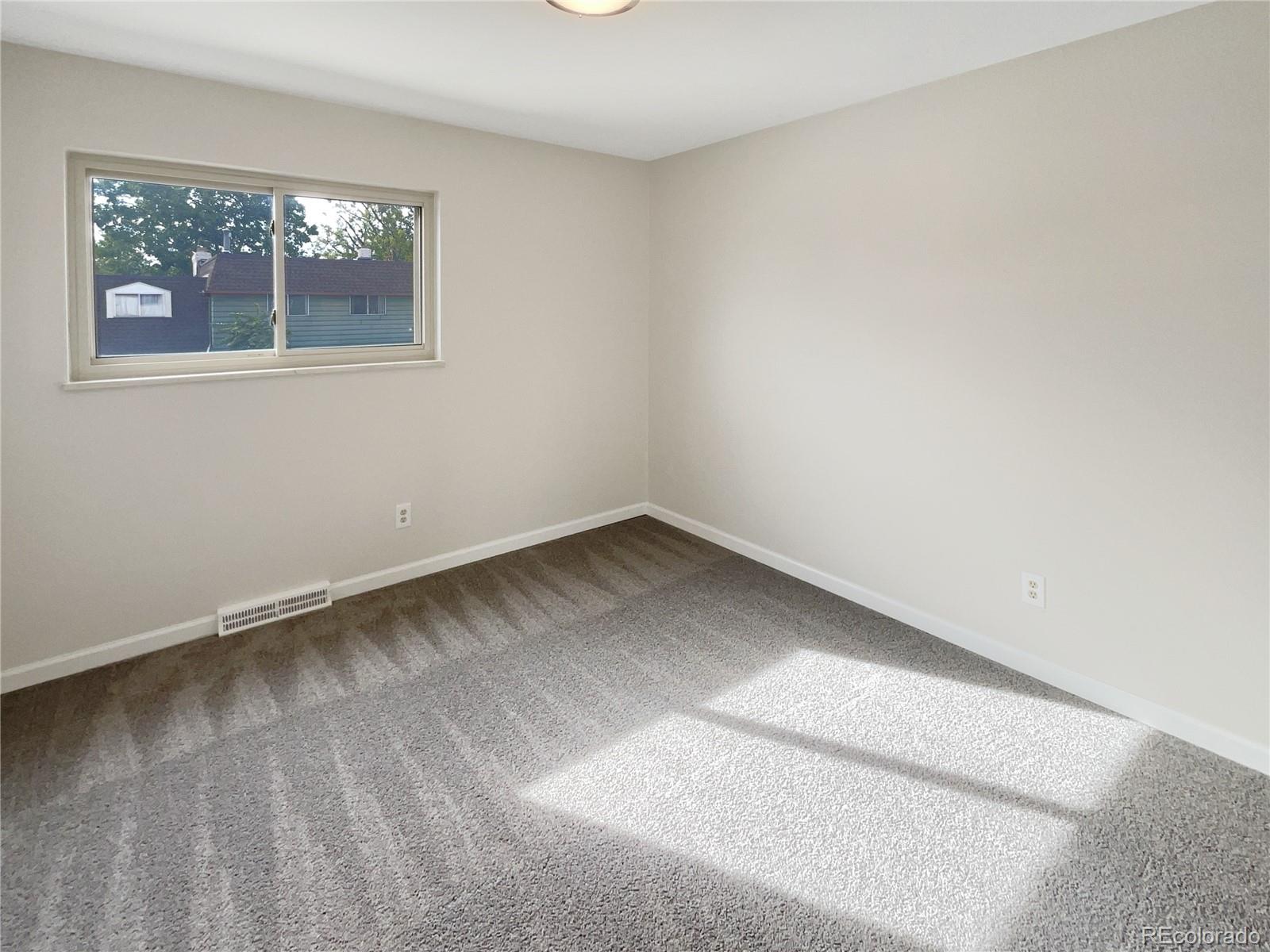 MLS Image #22 for 1125 s monaco parkway ,denver, Colorado