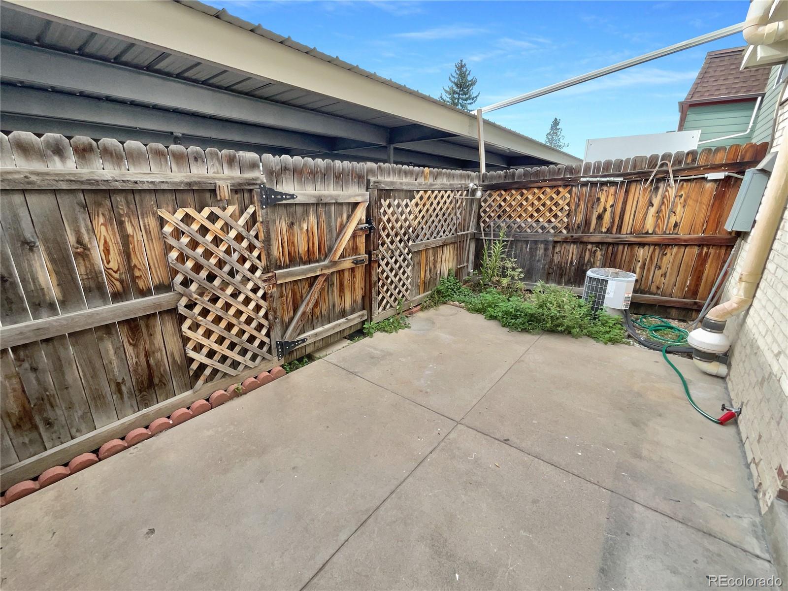 MLS Image #7 for 1125 s monaco parkway ,denver, Colorado