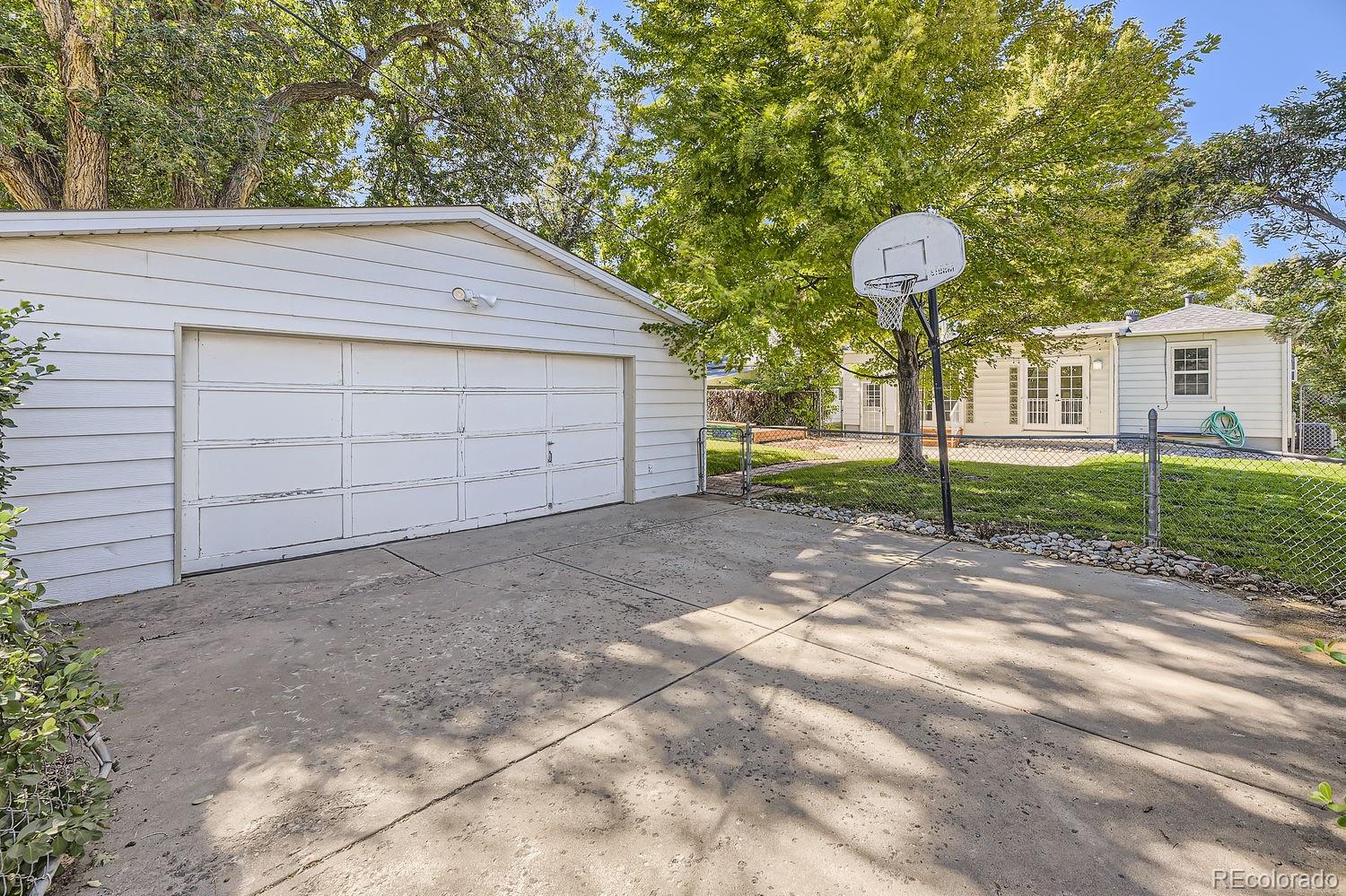 MLS Image #23 for 2400 s franklin street,denver, Colorado