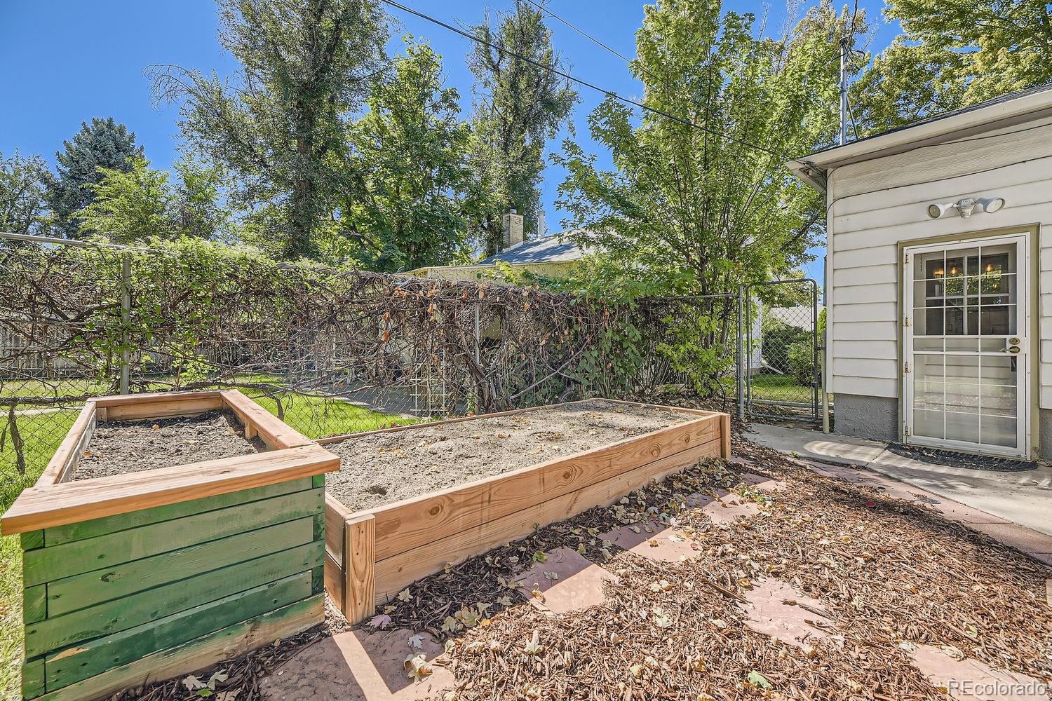 MLS Image #24 for 2400 s franklin street,denver, Colorado