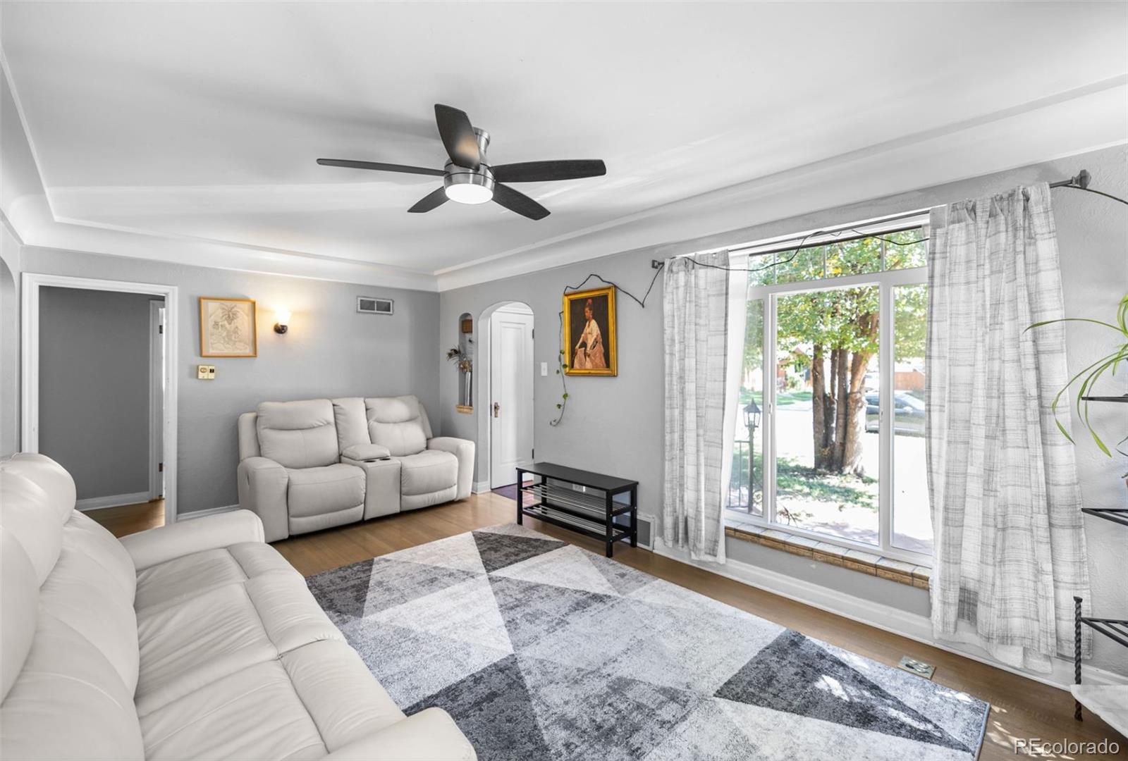 MLS Image #4 for 2371  locust street,denver, Colorado